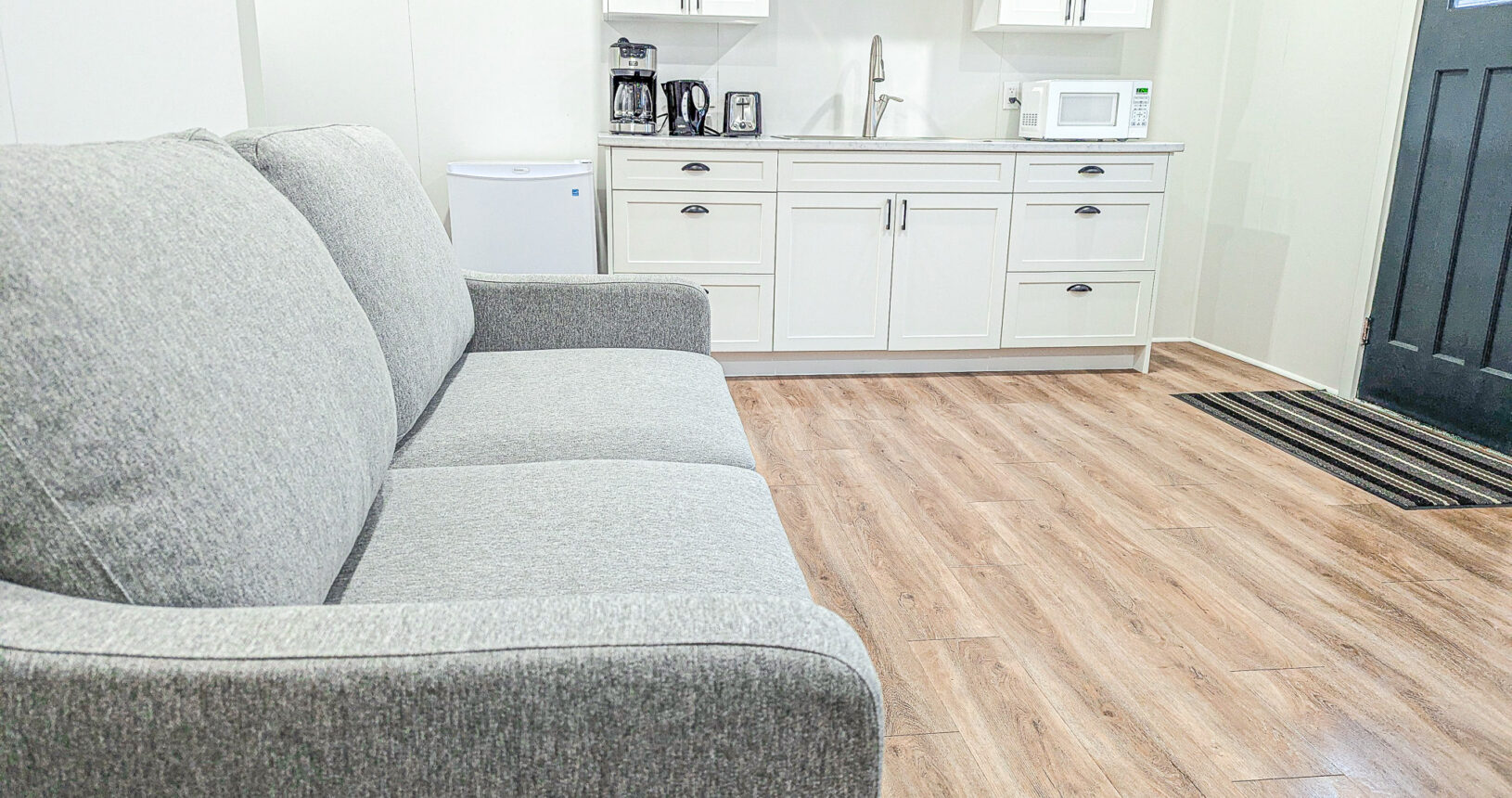 Fold Out Couch and Kitchenette